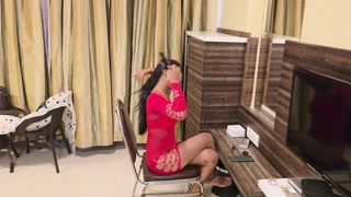 Pat Ke Lund Par Uchal Kar Chudti Patni Ki Indian Porn